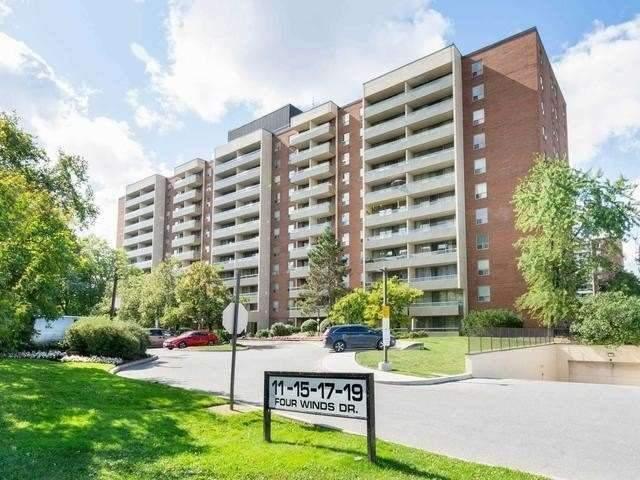 910 - 19 Four Winds Dr, Condo with 3 bedrooms, 2 bathrooms and 1 parking in Toronto ON | Image 1