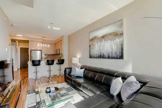 1008 - 75 Eglinton Ave W, Condo with 1 bedrooms, 1 bathrooms and 1 parking in Mississauga ON | Image 4
