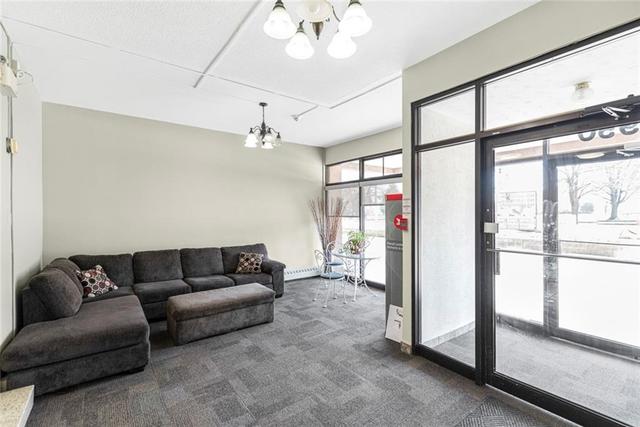 401 - 1950 Main Street W, Condo with 2 bedrooms, 1 bathrooms and null parking in Hamilton ON | Image 7