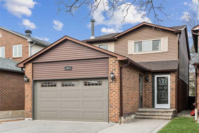 585 Roseheath Dr, House detached with 3 bedrooms, 2 bathrooms and 5 parking in Milton ON | Image 1