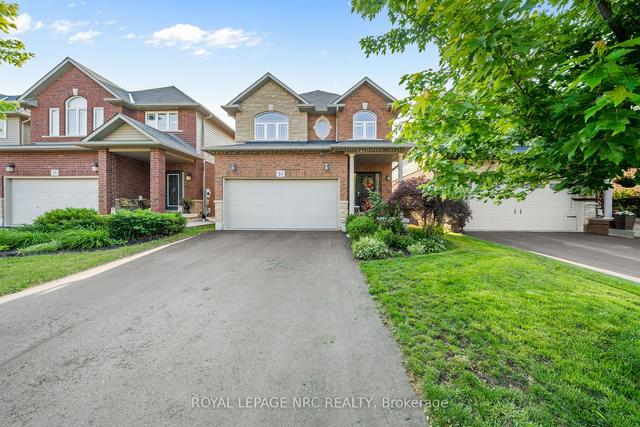 24 Pelech Cres, House detached with 3 bedrooms, 4 bathrooms and 4 parking in Hamilton ON | Image 1