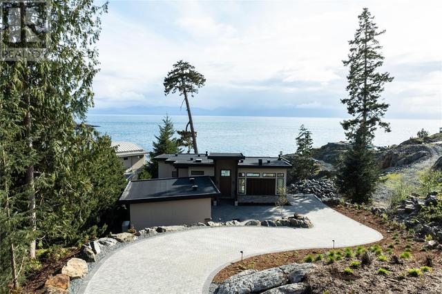 7510 Ocean Park Pl, House detached with 3 bedrooms, 4 bathrooms and 6 parking in Sooke BC | Image 66