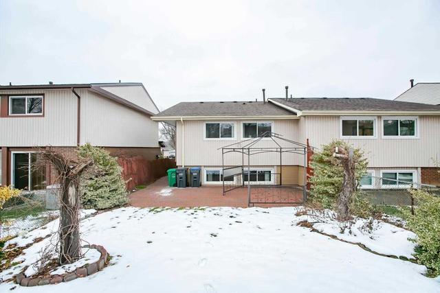 6032 Featherhead Cres, House semidetached with 3 bedrooms, 2 bathrooms and 3 parking in Mississauga ON | Image 27