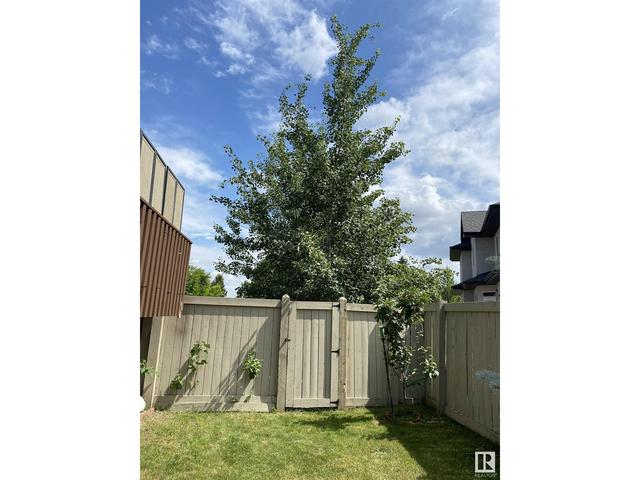 15 - 14715 125 St Nw, House attached with 3 bedrooms, 2 bathrooms and 4 parking in Edmonton AB | Image 28