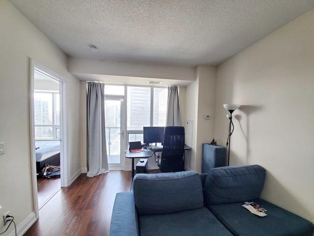 1203 - 2 Anndale Dr, Condo with 1 bedrooms, 1 bathrooms and 1 parking in Toronto ON | Image 7