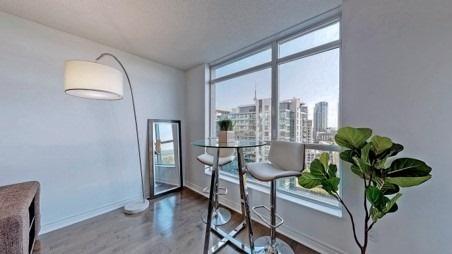 1404 - 219 Fort York Blvd, Condo with 1 bedrooms, 1 bathrooms and 1 parking in Toronto ON | Image 4