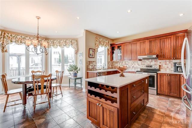 37 Quarry Ridge Drive, House detached with 5 bedrooms, 5 bathrooms and 9 parking in Ottawa ON | Image 11