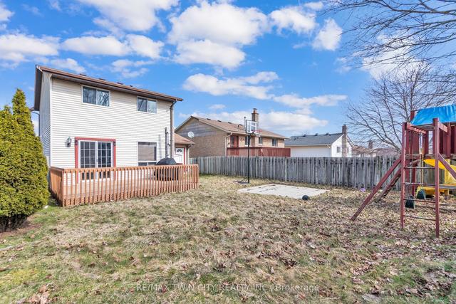447 Ashby Crt, House detached with 3 bedrooms, 2 bathrooms and 3 parking in Waterloo ON | Image 28