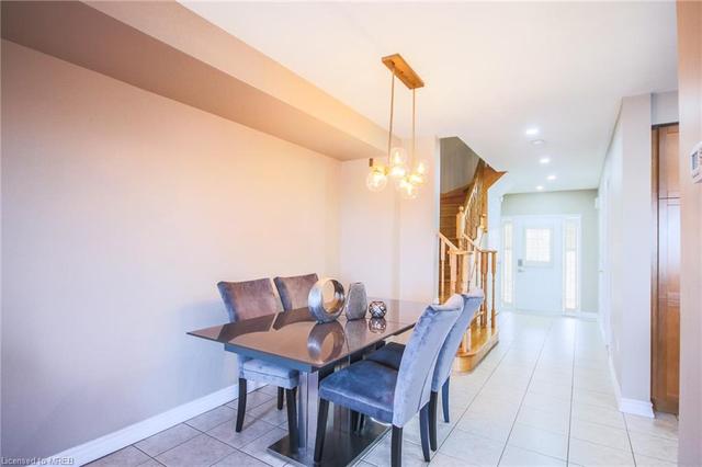7 Bamboo Grove, House attached with 3 bedrooms, 2 bathrooms and null parking in Brampton ON | Image 11