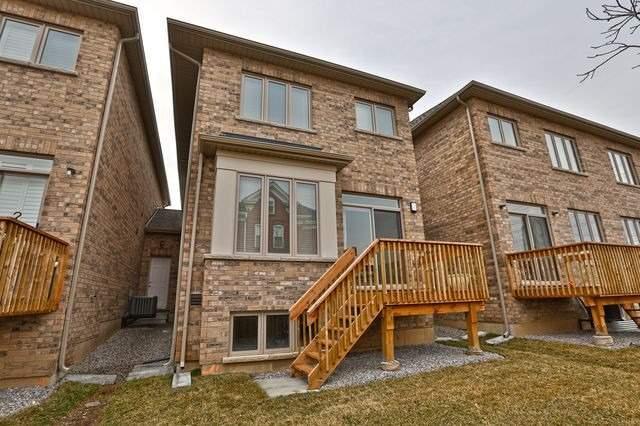 735 Elsley Crt, House attached with 3 bedrooms, 3 bathrooms and 1 parking in Milton ON | Image 19