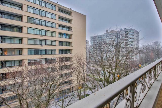 605 - 581 Avenue Rd, Condo with 2 bedrooms, 2 bathrooms and 2 parking in Toronto ON | Image 22