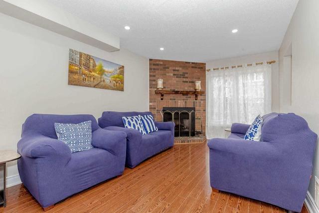 5 Dupont Crt, House detached with 4 bedrooms, 4 bathrooms and 6 parking in Brampton ON | Image 27