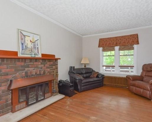 855 Hamilton St, House detached with 3 bedrooms, 1 bathrooms and 4 parking in Cambridge ON | Image 4