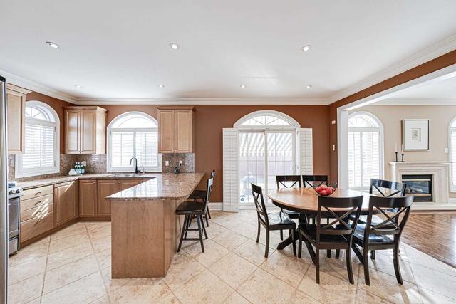 83 Cezanne Tr, House detached with 4 bedrooms, 5 bathrooms and 6 parking in Vaughan ON | Image 4