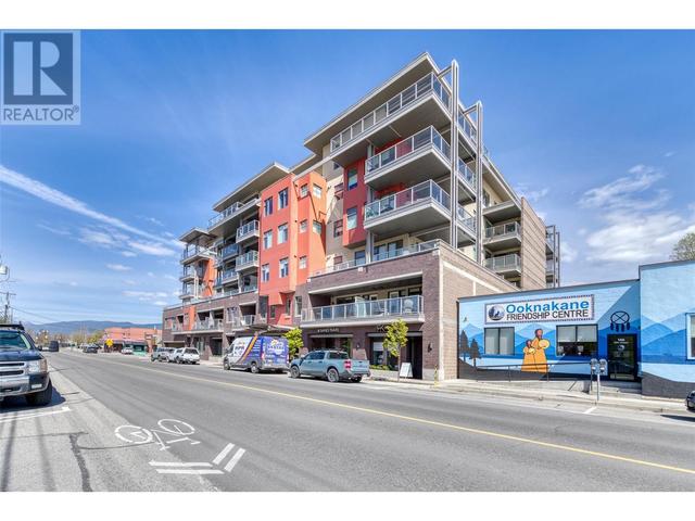 201 - 110 Ellis Street, Condo with 2 bedrooms, 2 bathrooms and 1 parking in Penticton BC | Image 2