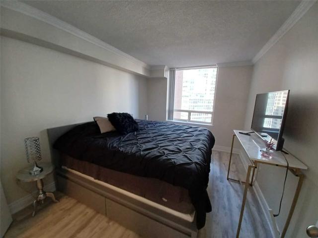 1621 - 633 Bay St, Condo with 1 bedrooms, 1 bathrooms and 1 parking in Toronto ON | Image 19