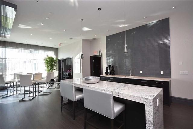 805 - 65 Speers Rd, Condo with 2 bedrooms, 1 bathrooms and 1 parking in Oakville ON | Image 12