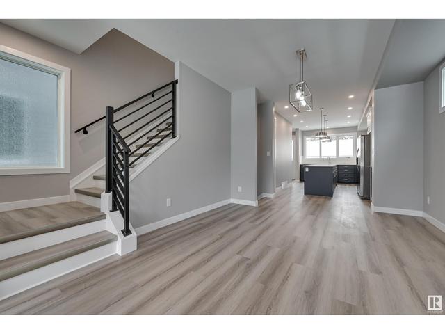 11444 70 St Nw Nw, House detached with 4 bedrooms, 3 bathrooms and 2 parking in Edmonton AB | Image 10