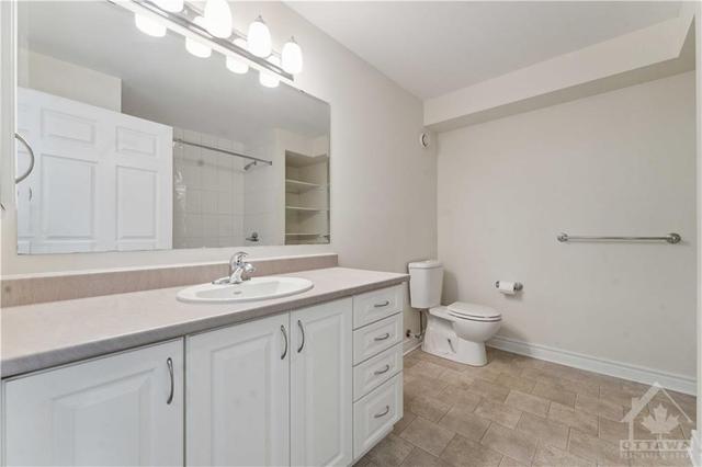 3 - 305 Cresthaven Drive, Condo with 2 bedrooms, 2 bathrooms and 1 parking in Ottawa ON | Image 21