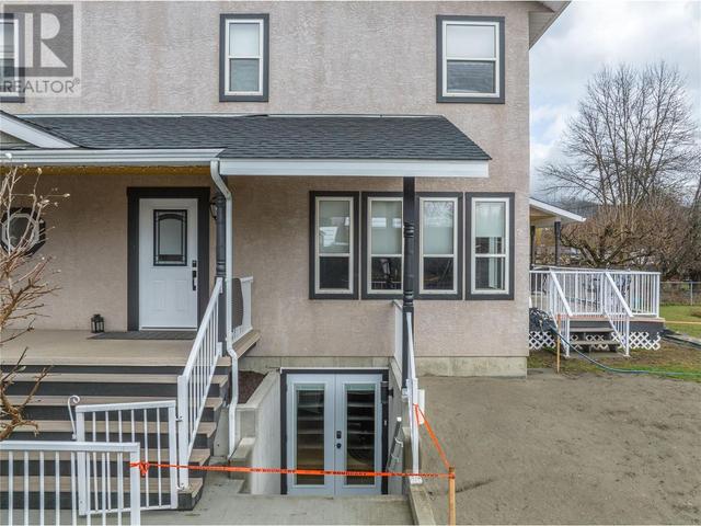 704 Moss Street, House detached with 5 bedrooms, 3 bathrooms and 6 parking in Revelstoke BC | Image 78