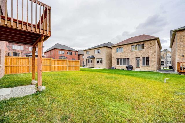 8 Prosperity Way, House detached with 4 bedrooms, 4 bathrooms and 6 parking in East Gwillimbury ON | Image 14