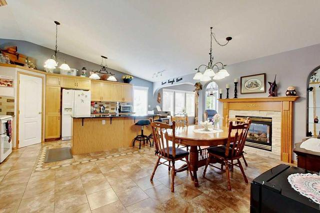 65 Kingston Drive, House detached with 4 bedrooms, 3 bathrooms and 6 parking in Red Deer AB | Image 8