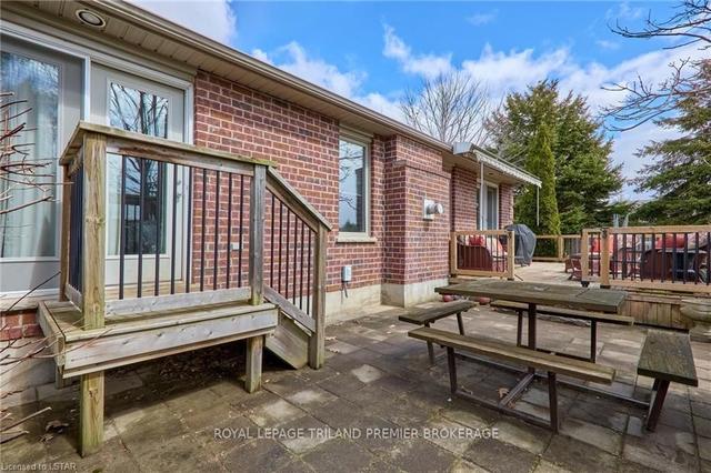 107 Elizabeth St, House detached with 3 bedrooms, 2 bathrooms and 6 parking in Middlesex Centre ON | Image 21