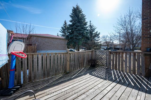85 High Acres Cres, House detached with 3 bedrooms, 3 bathrooms and 6 parking in Kitchener ON | Image 26