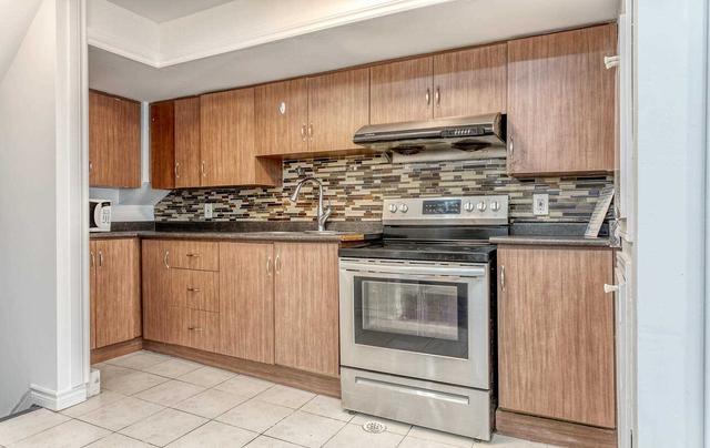 749 Eaglemount Cres, House semidetached with 3 bedrooms, 4 bathrooms and 5 parking in Mississauga ON | Image 19