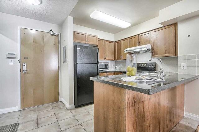 719 - 7363 Kennedy Rd, Condo with 2 bedrooms, 2 bathrooms and 1 parking in Markham ON | Image 11
