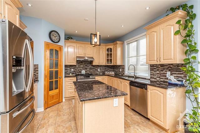 418 Fairlakes Way, House detached with 5 bedrooms, 5 bathrooms and 6 parking in Ottawa ON | Image 15