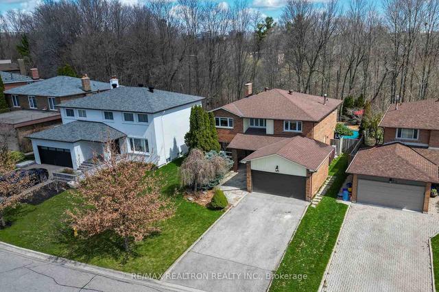 49 Lunau Lane, House detached with 4 bedrooms, 4 bathrooms and 6 parking in Markham ON | Image 1