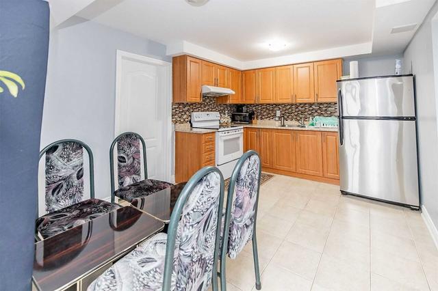 26 Murphy Rd E, House semidetached with 3 bedrooms, 4 bathrooms and 4 parking in Brampton ON | Image 14