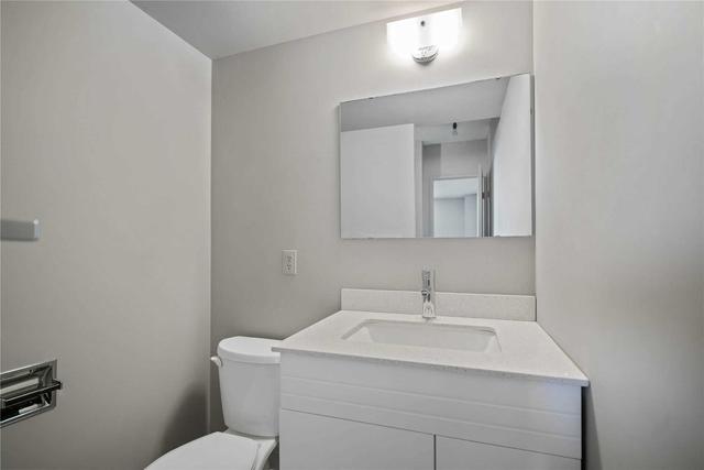 1907 - 340 Dixon Rd, Condo with 3 bedrooms, 2 bathrooms and 1 parking in Toronto ON | Image 9