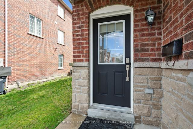 57 Denison Ave, House attached with 3 bedrooms, 2 bathrooms and 3 parking in Brampton ON | Image 23