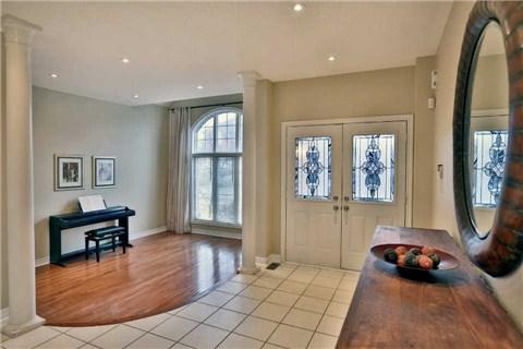 2402 Woodcrest Dr, House detached with 4 bedrooms, 5 bathrooms and 2 parking in Oakville ON | Image 8