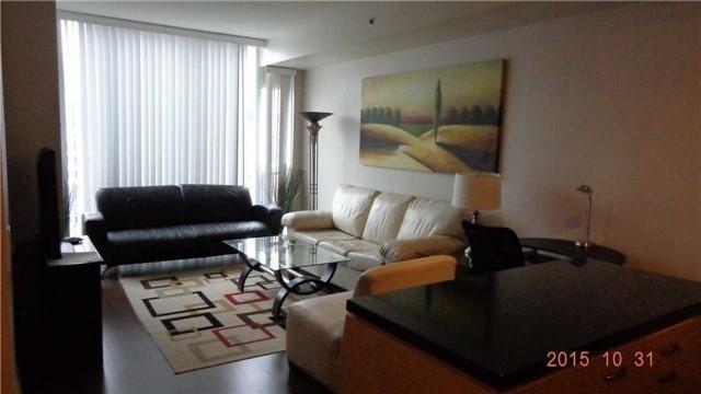 727 - 21 Nelson St, Condo with 1 bedrooms, 1 bathrooms and 1 parking in Toronto ON | Image 2