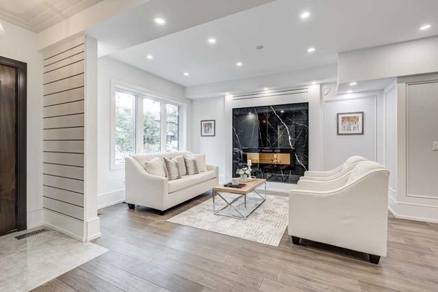 85 Oakwood Ave, House semidetached with 4 bedrooms, 5 bathrooms and 1 parking in Toronto ON | Image 34