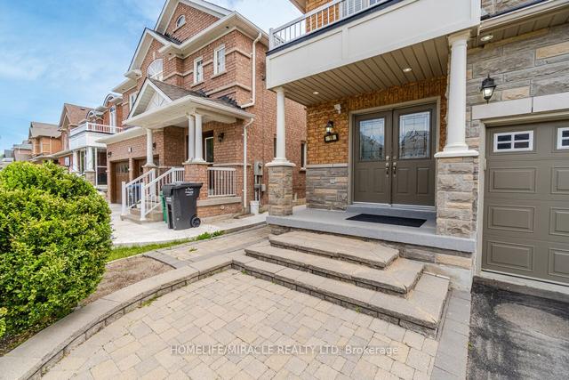 19 Millsborough Rd, House detached with 4 bedrooms, 4 bathrooms and 6 parking in Brampton ON | Image 36