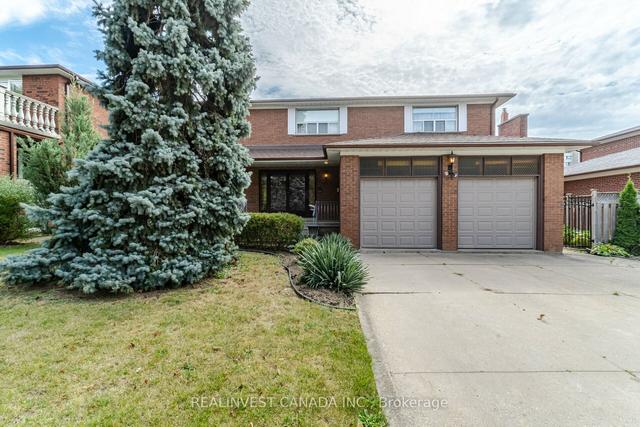 95 Hallsport Cres, House detached with 5 bedrooms, 5 bathrooms and 6 parking in Toronto ON | Image 1