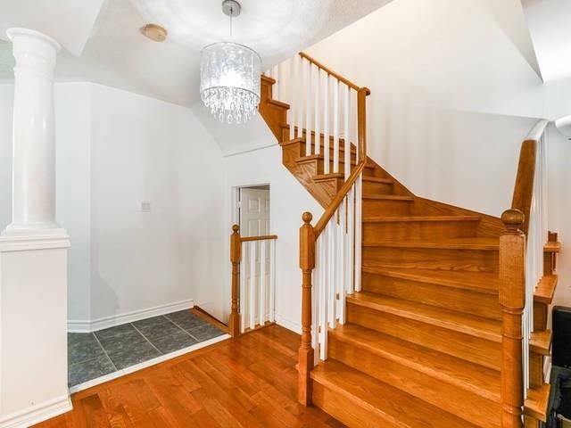 7128 Magistrate Terr, House semidetached with 4 bedrooms, 4 bathrooms and 3 parking in Mississauga ON | Image 10