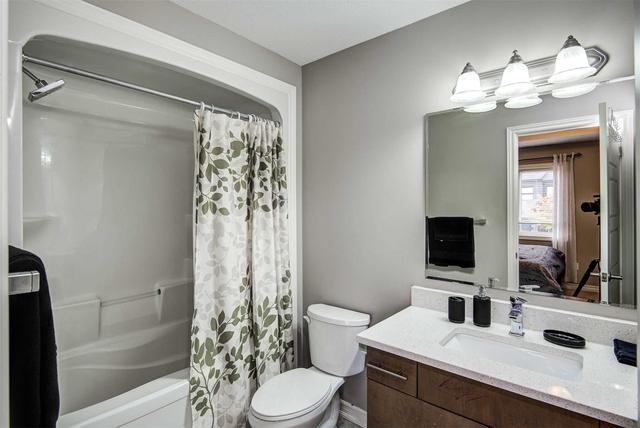 69 Hawkins Dr, Townhouse with 3 bedrooms, 3 bathrooms and 2 parking in Guelph ON | Image 14