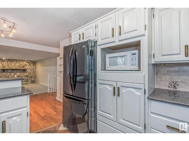 11132 22a Av Nw, House detached with 3 bedrooms, 4 bathrooms and null parking in Edmonton AB | Image 11