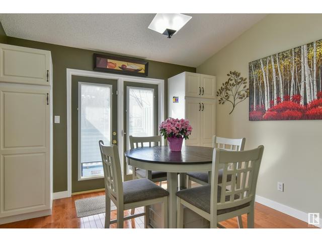 16 - 17418 98a Av Nw, House attached with 2 bedrooms, 2 bathrooms and 4 parking in Edmonton AB | Image 8
