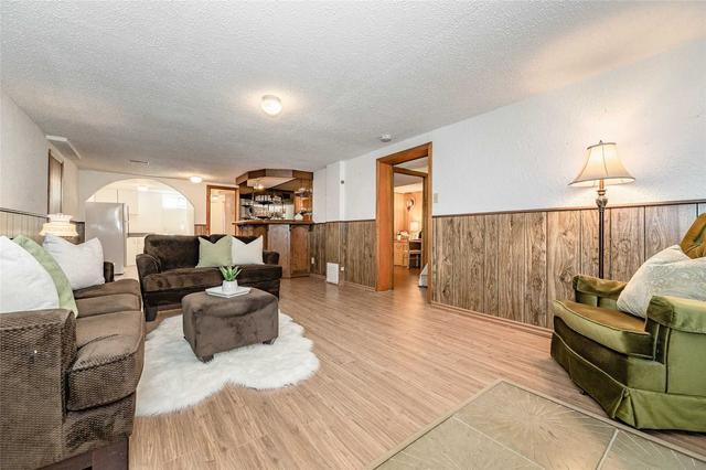 48 Paul Ave, House detached with 2 bedrooms, 2 bathrooms and 3 parking in Guelph ON | Image 19