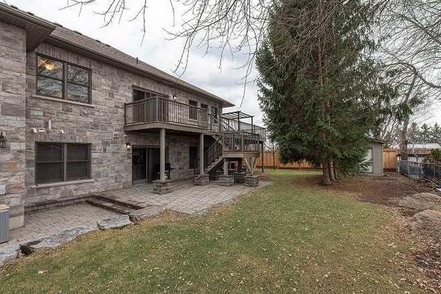 1283 Matias Crt, House detached with 3 bedrooms, 4 bathrooms and 10 parking in Kingston ON | Image 2