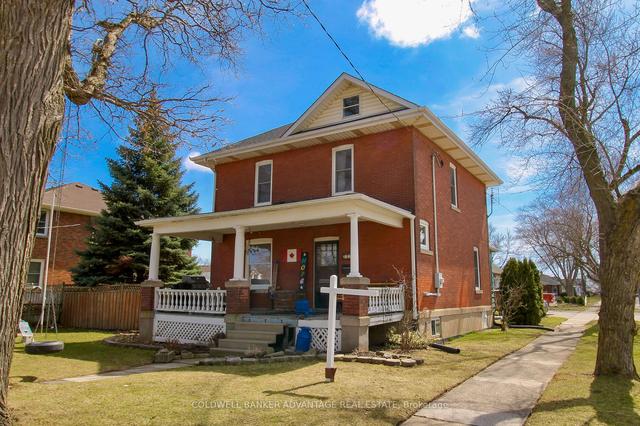 819 East Main St, House detached with 3 bedrooms, 2 bathrooms and 7 parking in Welland ON | Image 1