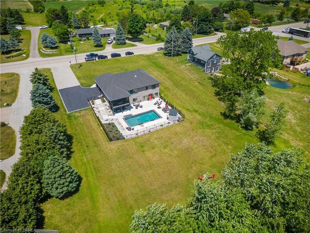 262 Brant County Highway 5, House detached with 4 bedrooms, 3 bathrooms and 16 parking in Brant ON | Image 4