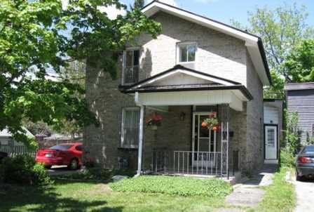 80 King St, House detached with 3 bedrooms, 1 bathrooms and 2 parking in Kawartha Lakes ON | Image 1