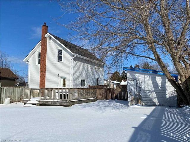 983 Western Ave, House detached with 3 bedrooms, 1 bathrooms and 2 parking in Peterborough ON | Image 10